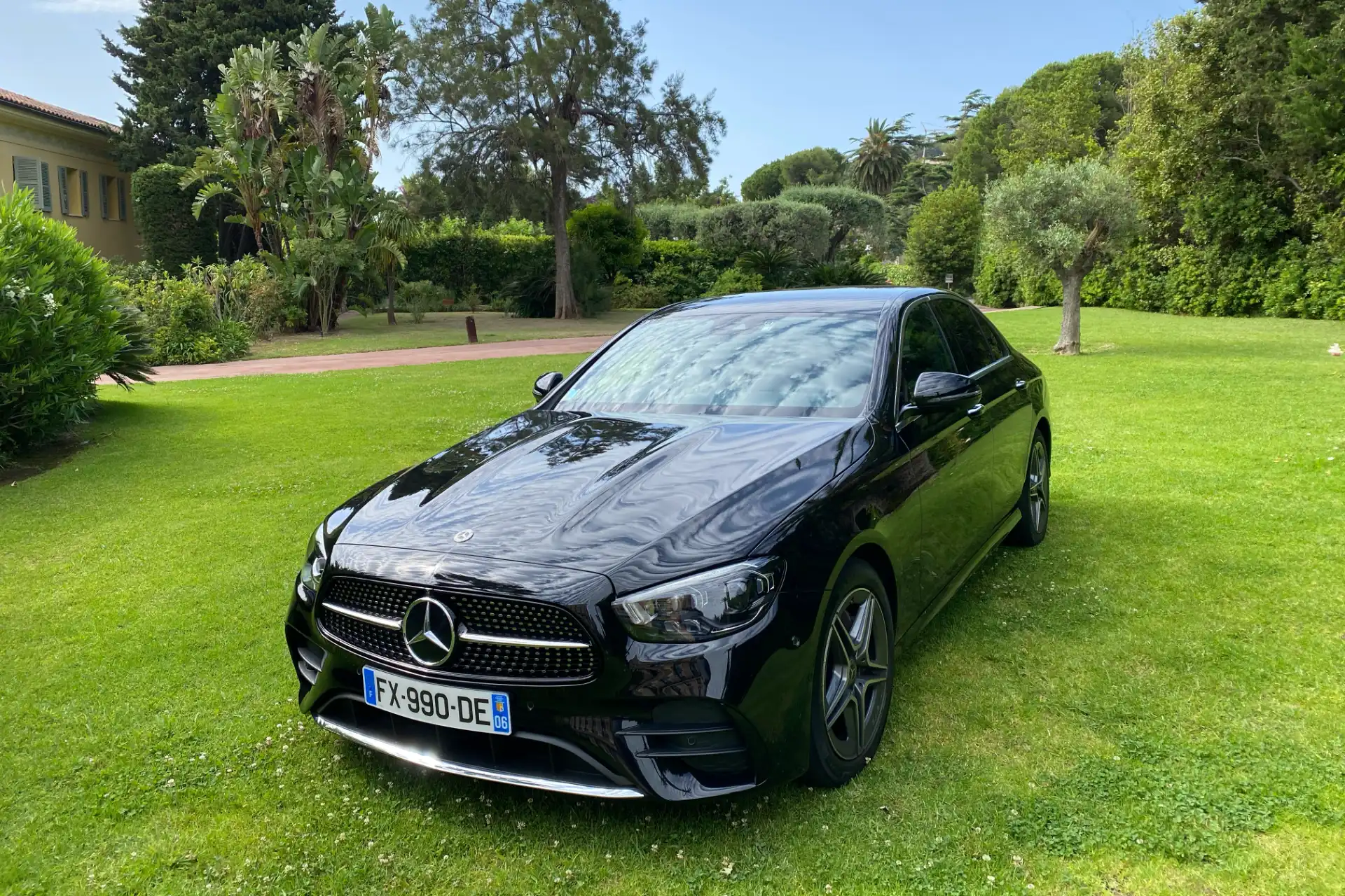 Berline de luxe AB VTC sur la Côte d'Azur